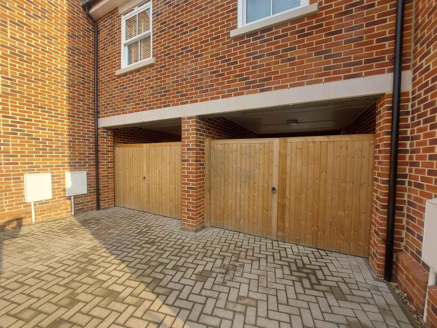 The Pros and Cons of Automatic Garage Doors